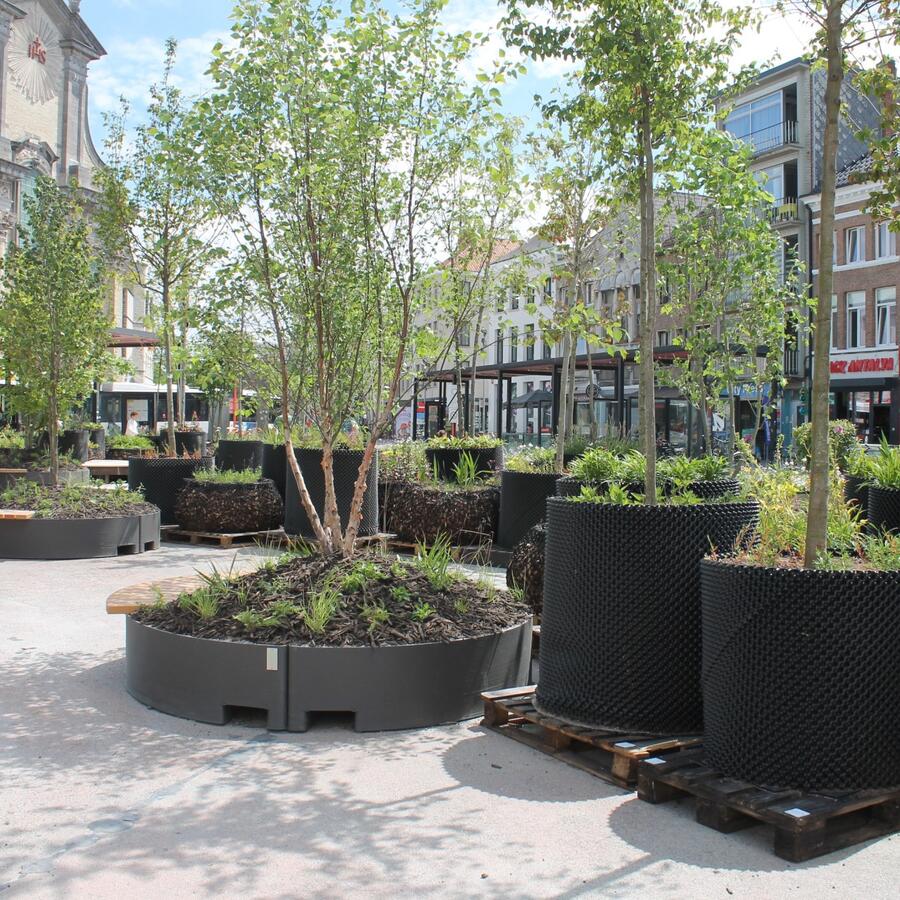 Jungle Blocks + ®.: Modular tree planter for public urban spaces.