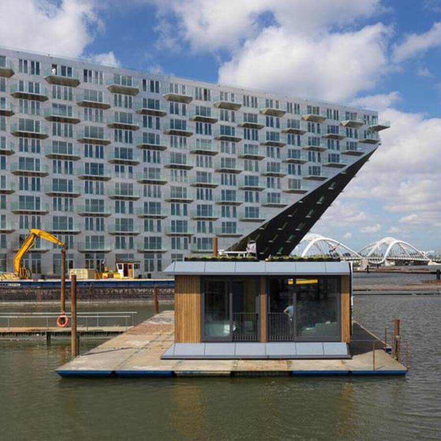 OPTOPPER, ROTTERDAM: Modular housing with a modular green roof