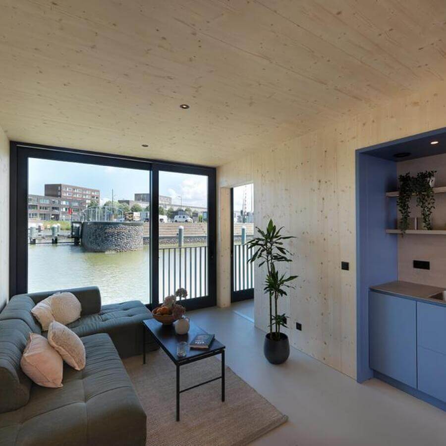 OPTOPPER, ROTTERDAM: Modular housing with a modular green roof