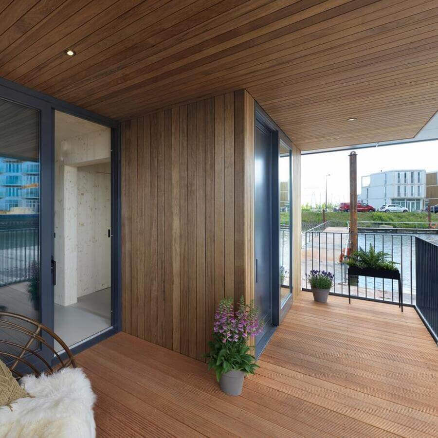 OPTOPPER, ROTTERDAM: Modular housing with a modular green roof