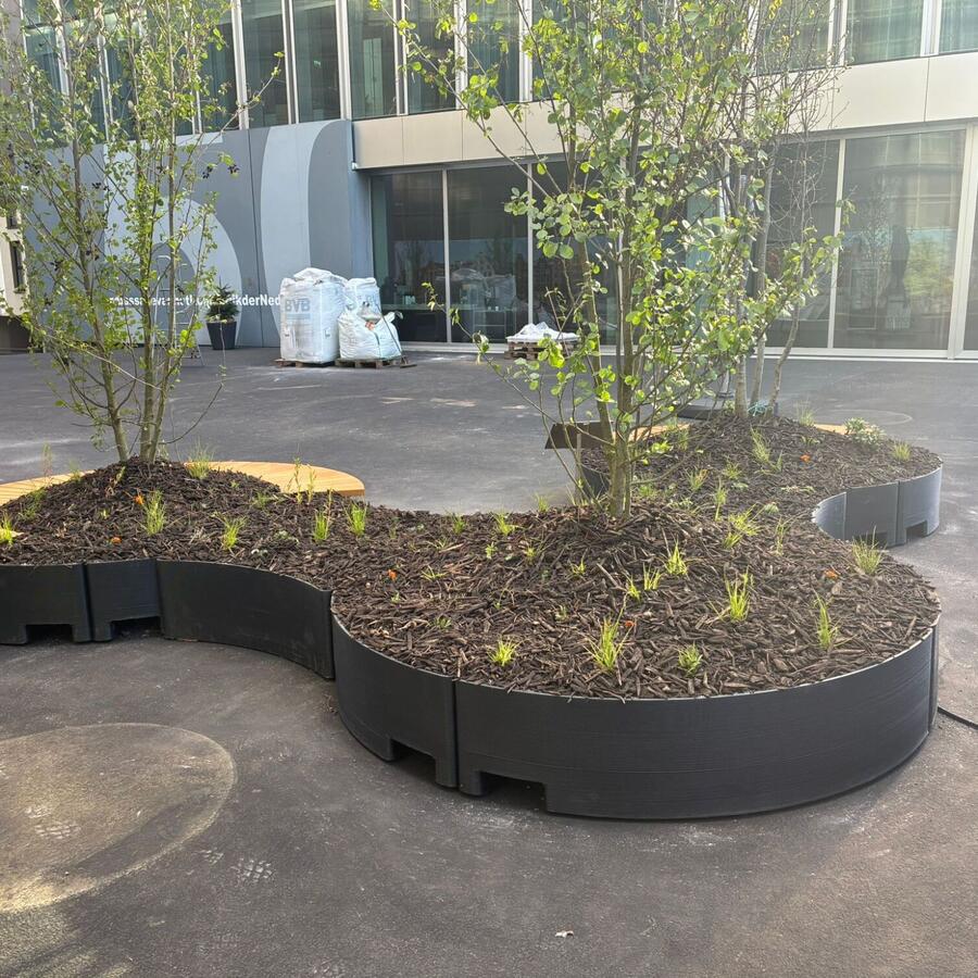 DUTCH EMBASSY, BERLIN